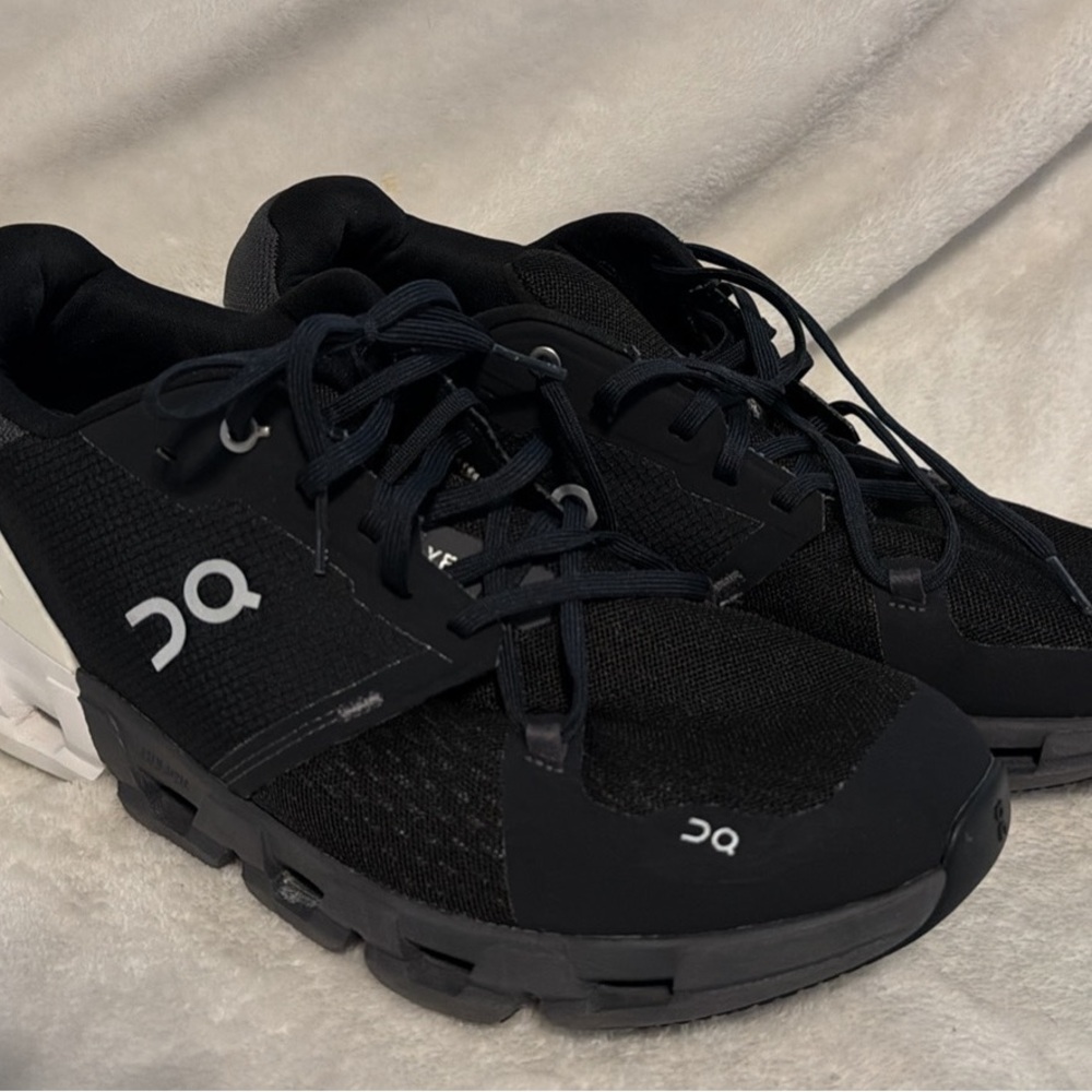 On Running Men's Black and White Sneakers